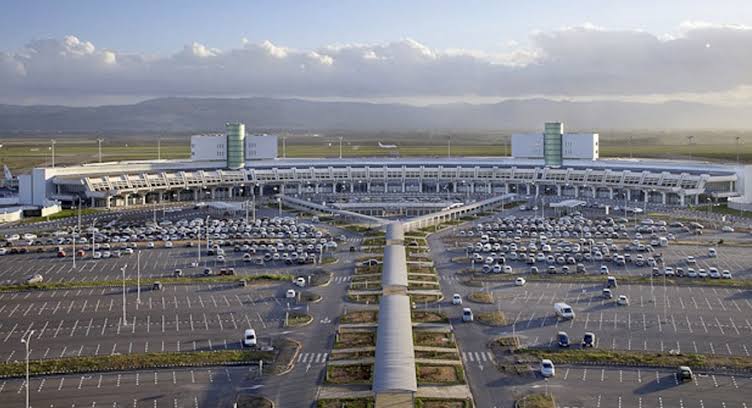 Aéroport international d'Alger Houari Boumediene