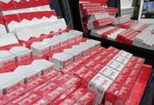 Photo de La douane saisit des cartouches de cigarettes et tabac à chiquer