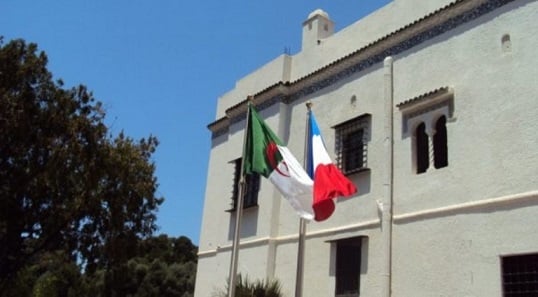 Le consulat général de France à Alger recrute