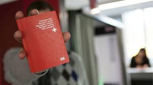 La naturalisation et la nationalité en Suisse: une nouvelle initiative pour faciliter la naturalisation