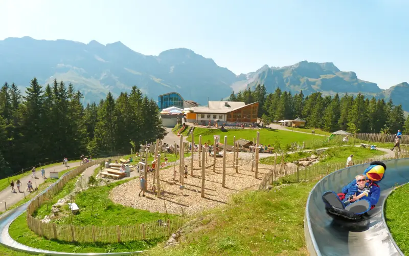 Randonnées familiales en Suisse : Engelberg Tickle Trail et Globi Treasure Hunt