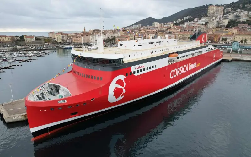 Traversée vers la France : Que s'est il passé dans le navire de Corsica linea?