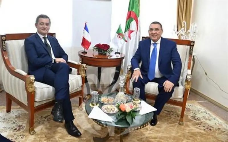 Le ministre français de l'intérieur, Gérald Darmanin avec le ministre algérien de l'Intérieur, Brahim Merad