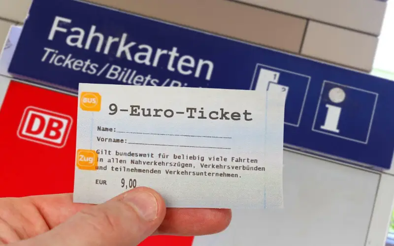 Qu’est ce qui s’est passé avec le ticket de 9€ ?