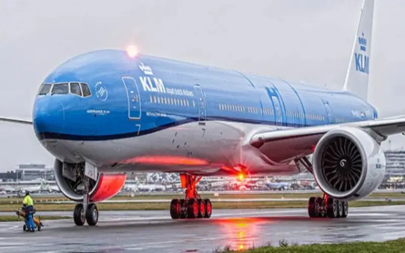 air journal KLM 777 300ER