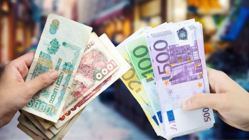 l’équivalent de 1000€ en dinars algériens sur le marché noir et officiel pour ce dimanche 14 mai 2023