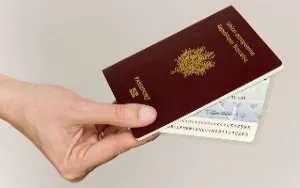 Les renouvellements de passeports et carte d'identité sont suspendus pour certains motifs
