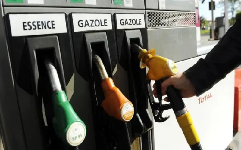 Le prix de carburant frôle les deux euros en France 