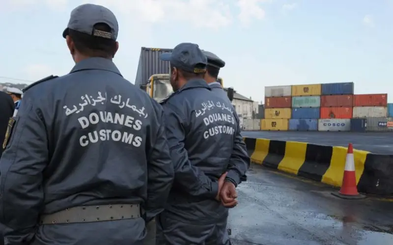 La douane algérienne : une grosse saisie de produits alimentaires au port d'Alger