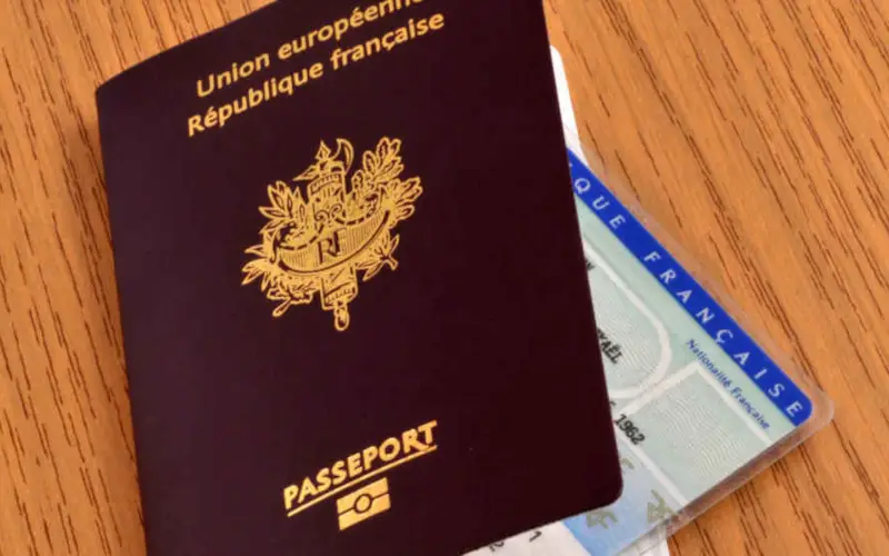 Passeport et carte d'identité 2023