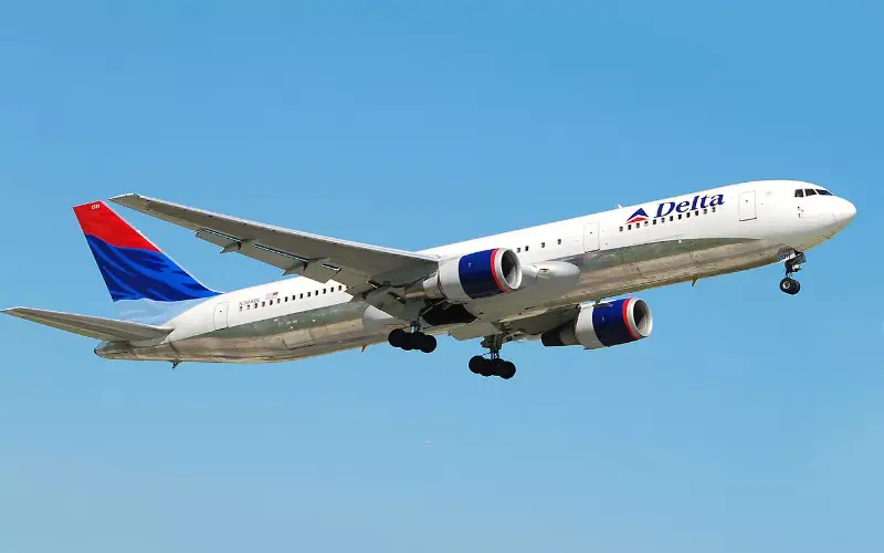 Atterrissage d'un Boeing 767 : des atterrissages interrompus à cause des mauvaise conditions météorologiques
