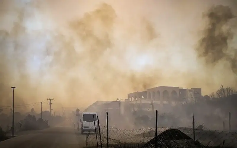 Vols 2023: le trafic aérien sérieusement perturbé par les incendies