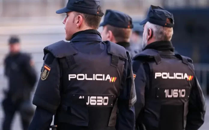 La police encercle un avion EasyJet en Espagne pour cette raison